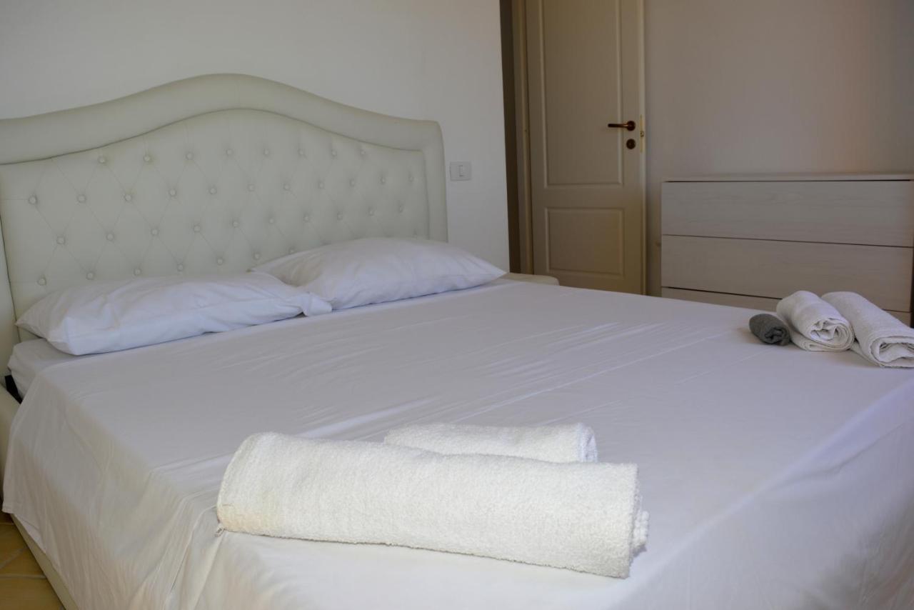 Appartamenti Residence Zodiaco Porto Pozzo Kültér fotó